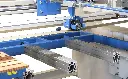 14_Langbandschleifmaschine-M2S97-Zweiband-Zubehoer-Tisch-mit-Alu-Kragarme.webp